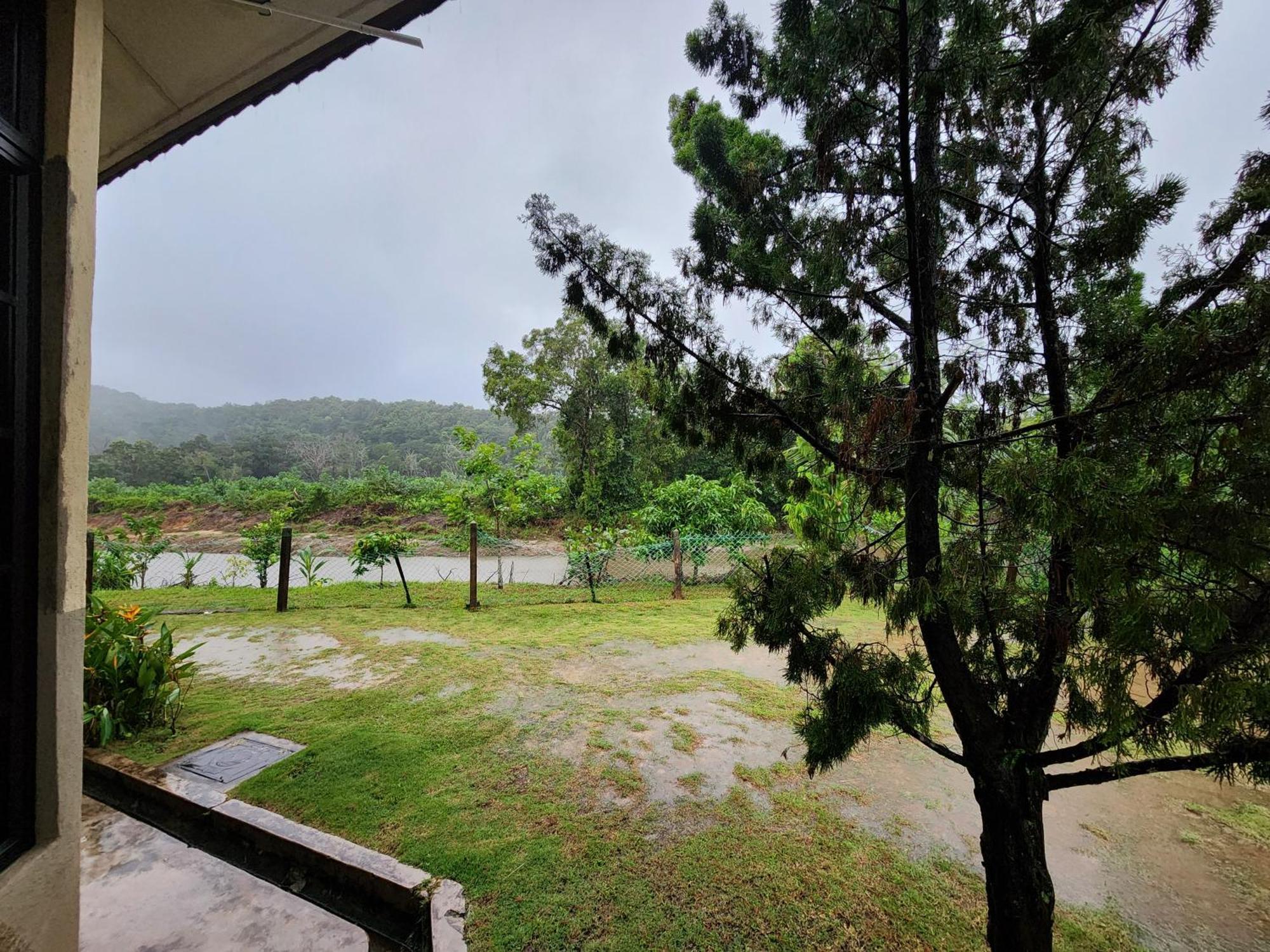 Mumnkidzzz Homestay At Kerteh Kampong Pengkalan Pangan Exterior foto