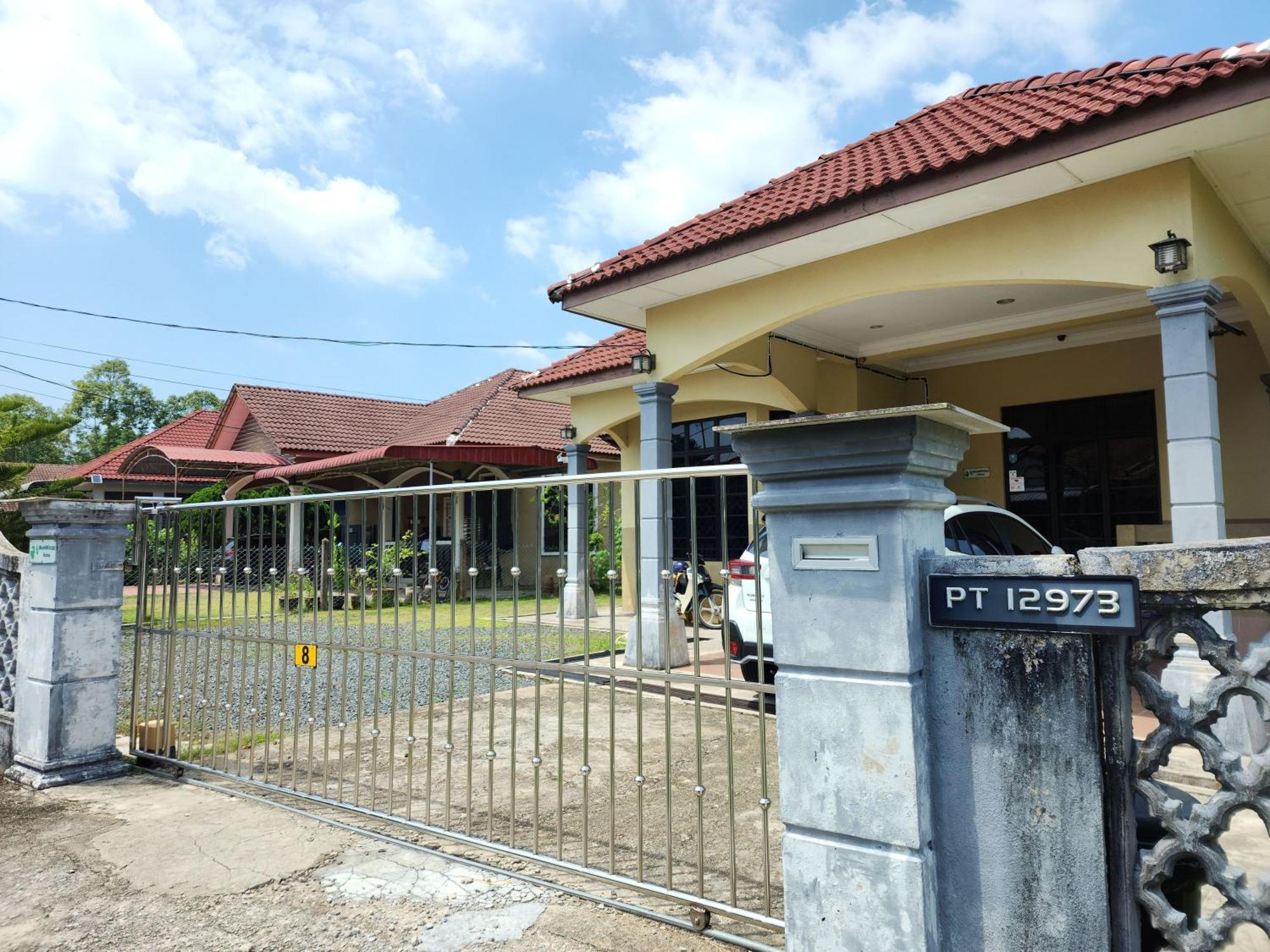 Mumnkidzzz Homestay At Kerteh Kampong Pengkalan Pangan Exterior foto